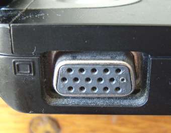 Photographie d'un connecteur VGA femelle